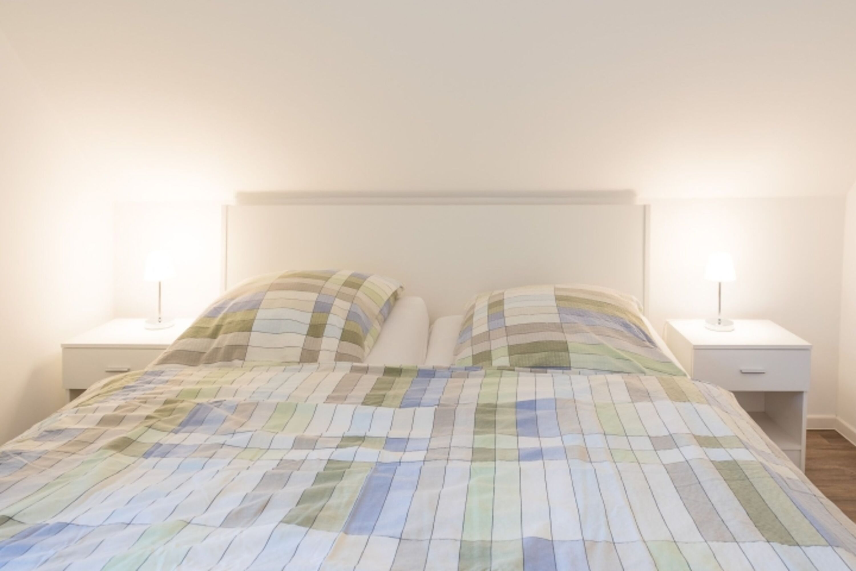 In de Bargen - Schlafzimmer mit großem Doppelbett ( 180x200 )