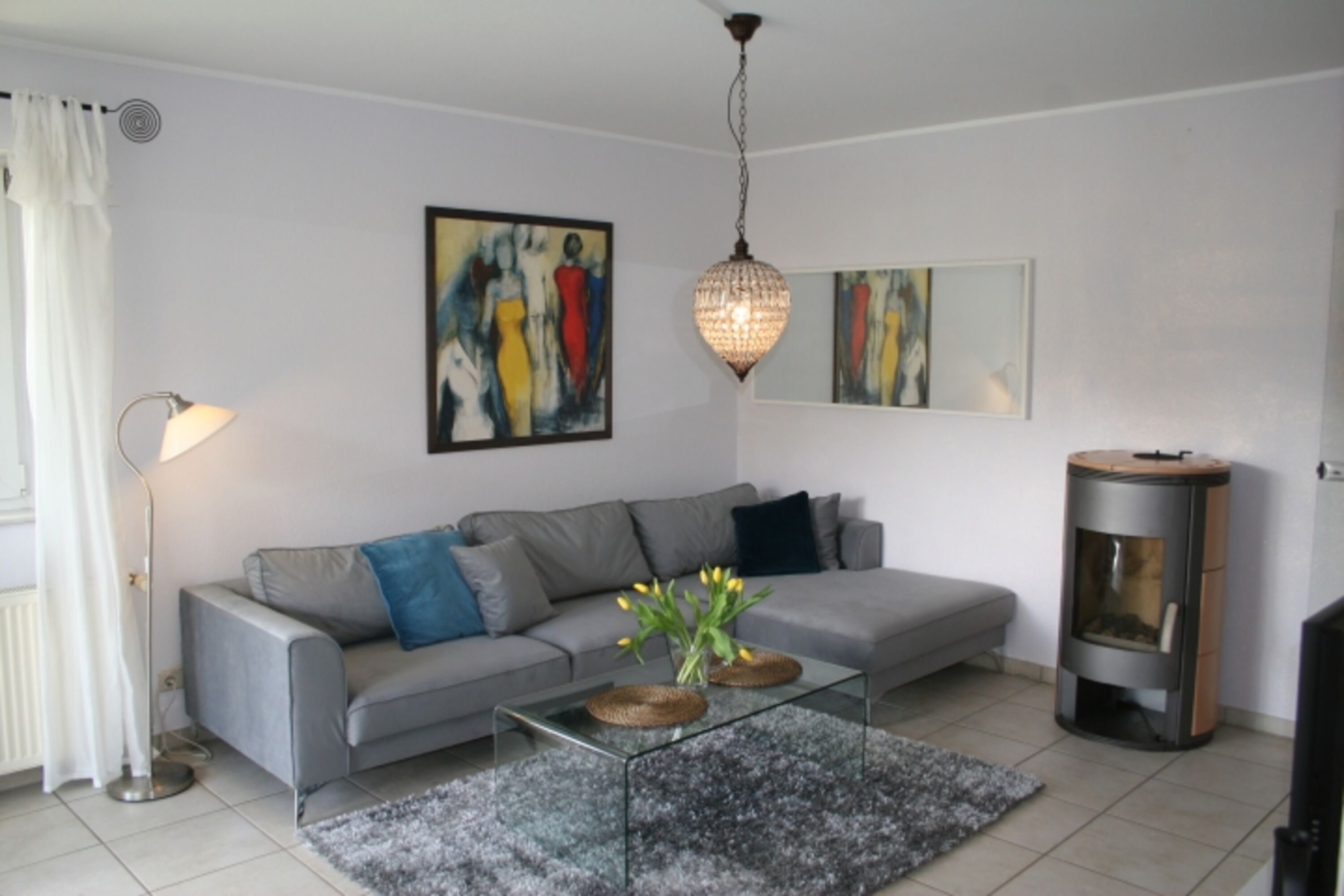 Wohnzimmer mit großer Eckcouch