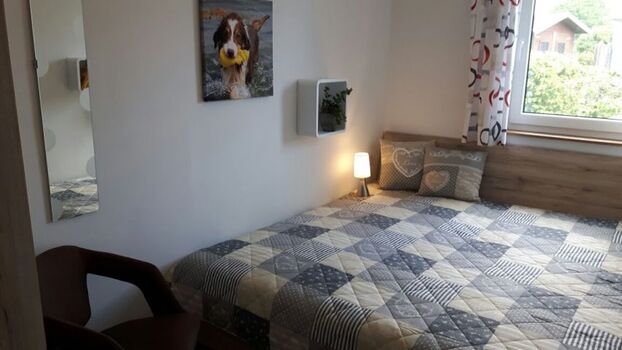 Schlafzimmer 2 - Doppelbett 1,80 m x 2,00 m