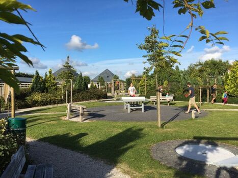 Spielplatz im Park