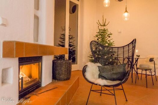 Ein Platz vorm Kamin