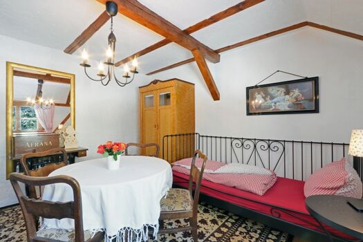 Heuboden Wohnschlafraum