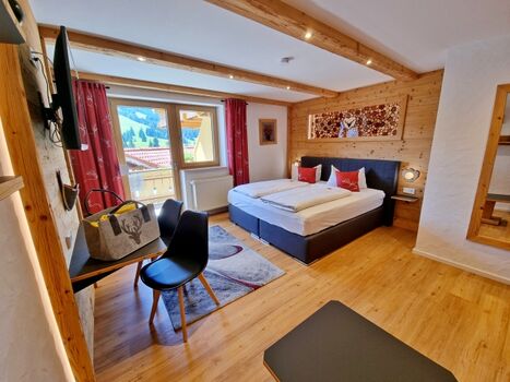 1 von 3 individuell gestalteten Schlafzimmern