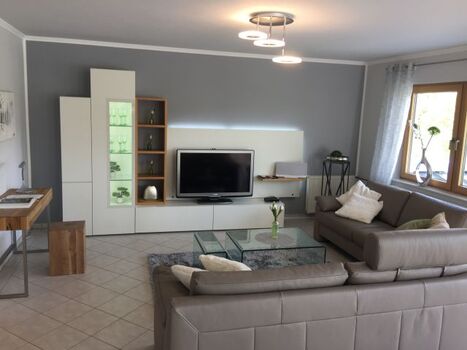 Wohnzimmer mit Moselblick