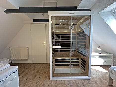 Watt´n Haus Dangast Schlafzimmer 3 mit Infrarotkabine