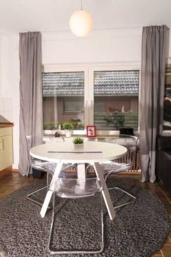 Esstisch Ferienwohnung SeeKiste Dangast