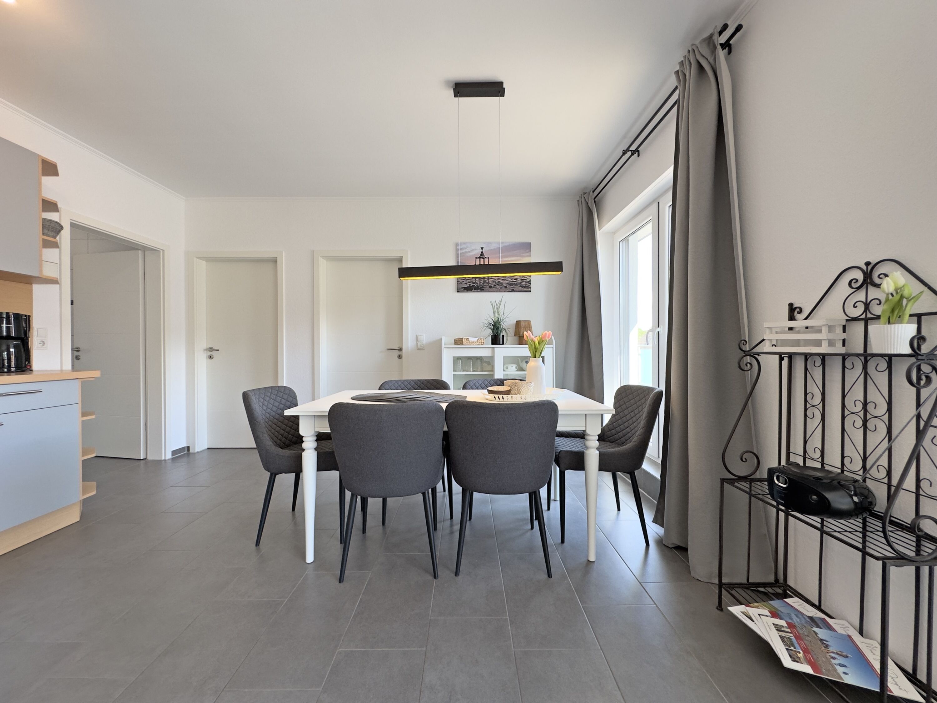 Wohnzimmer mit Essplatz Penthousewohnung Heimathafen