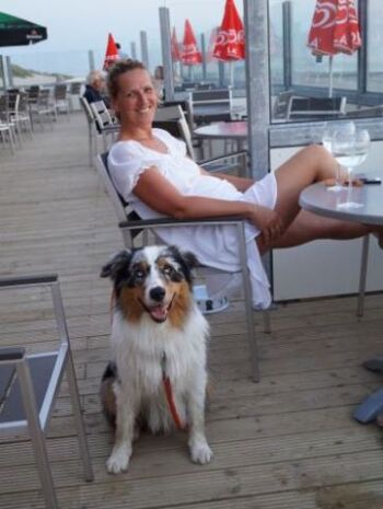 Wir lieben es, auf einer der Terrassen der Strandbars unseren Sundowner zu genießen