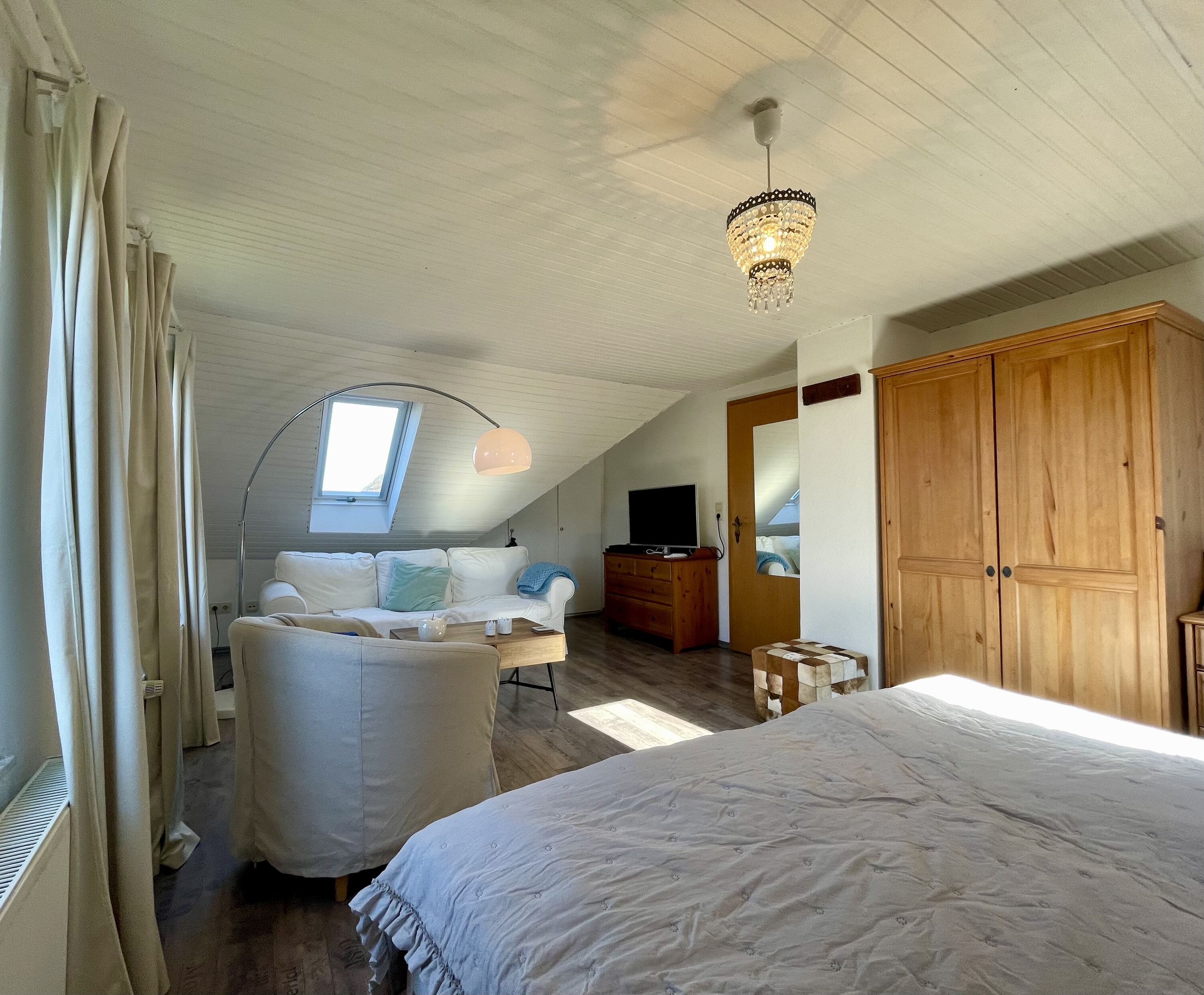 Schlaf/Wohnzimmer