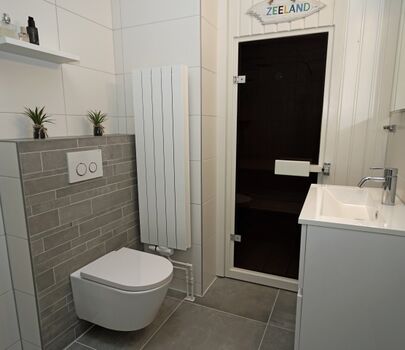 Badezimmer mit Sauna