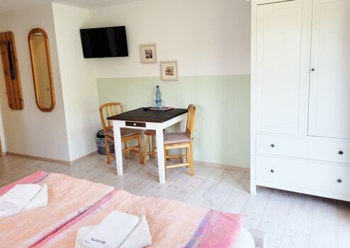 Doppelzimmer 3 mit Terrasse