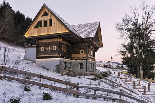 Bauernhaus Winter außen