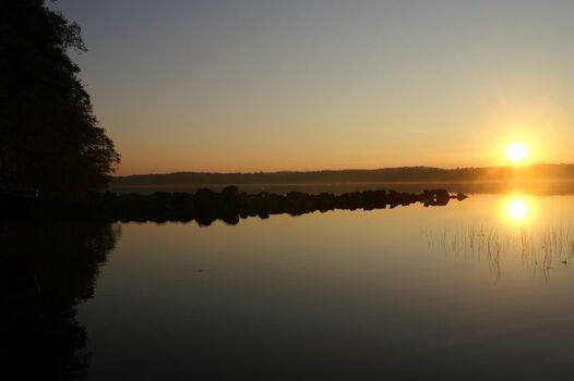 Sonnenuntergang über dem See