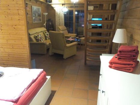 Blick vom Schlafzimmer zum Wohnzimmer