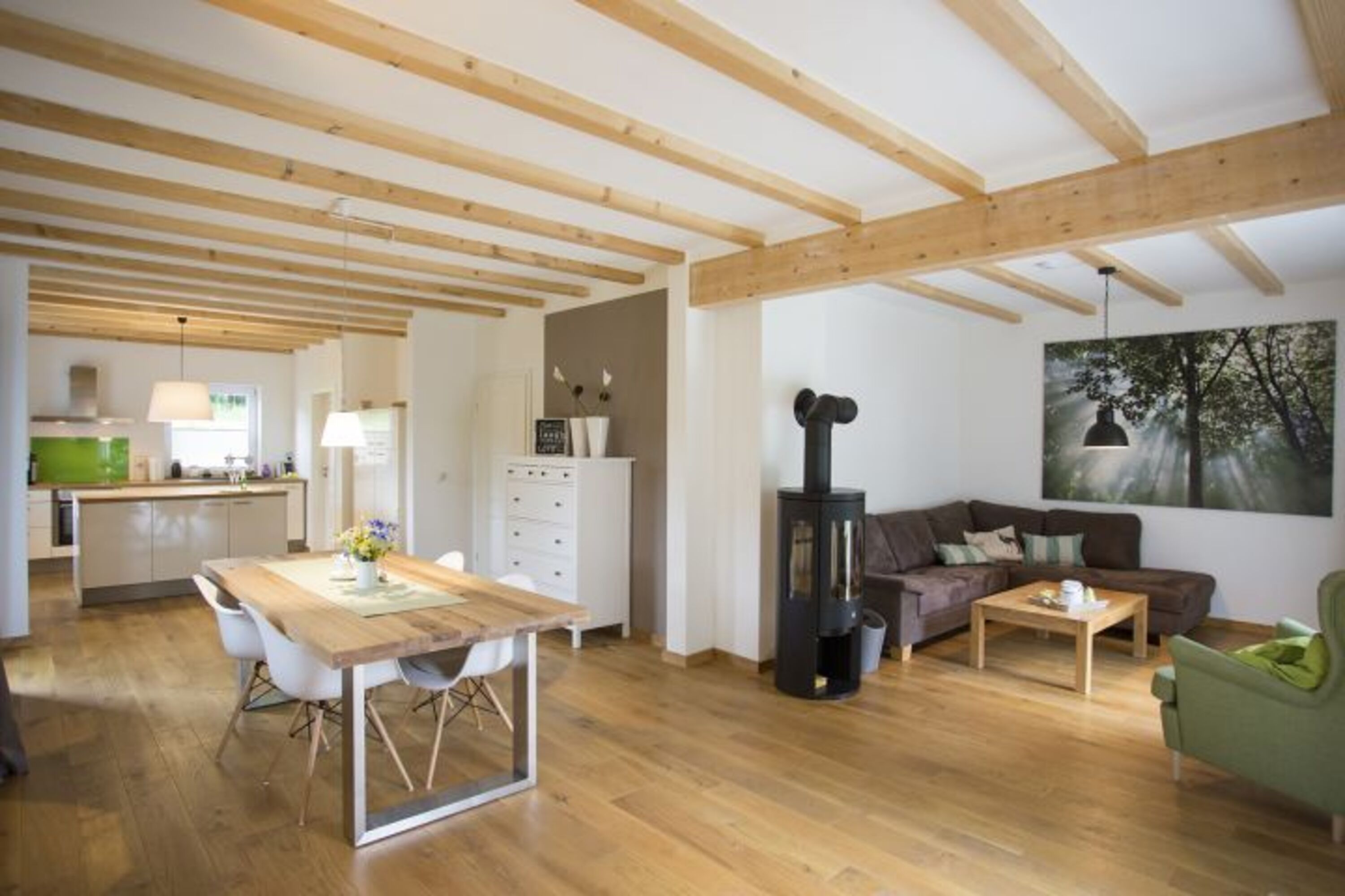 Essbereich - Wohnzimmer mit Kamin