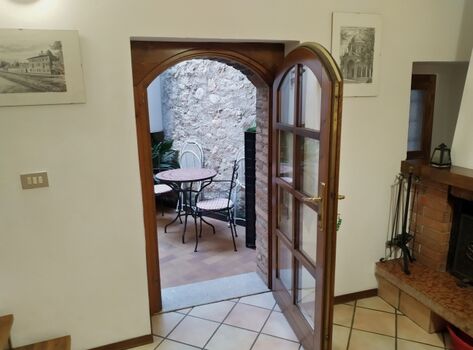 Ausgang zur Innenhofterrasse