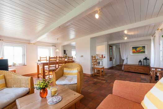 großzügiger Wohnraum