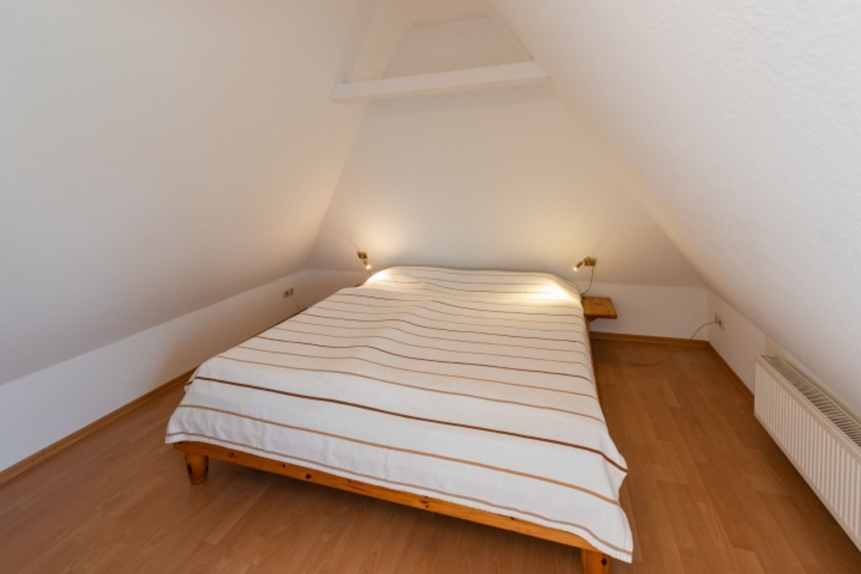 2tes Schlafzimmer mit DB im OG