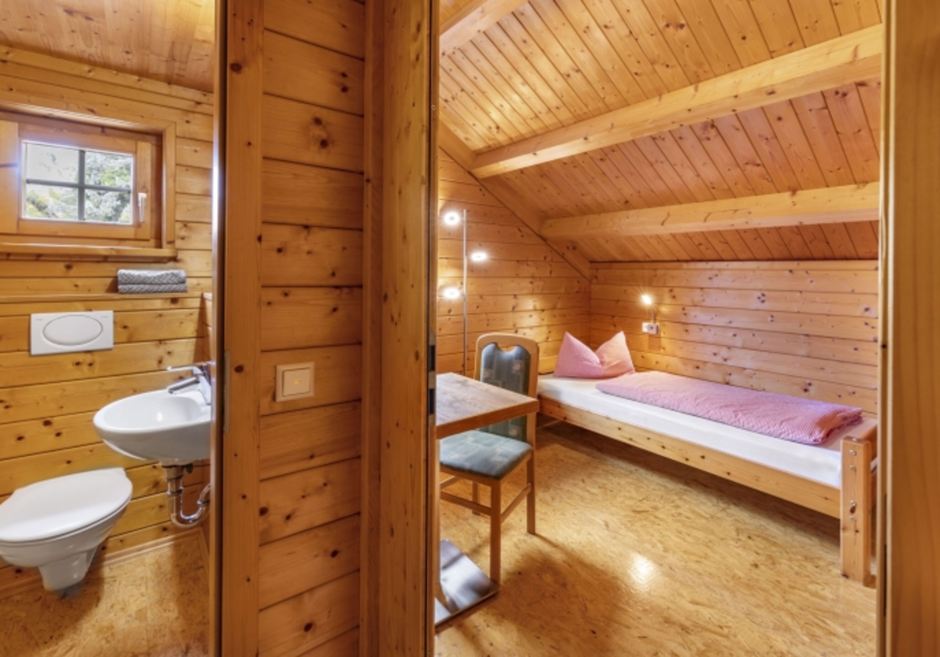 Schlafzimmer OG