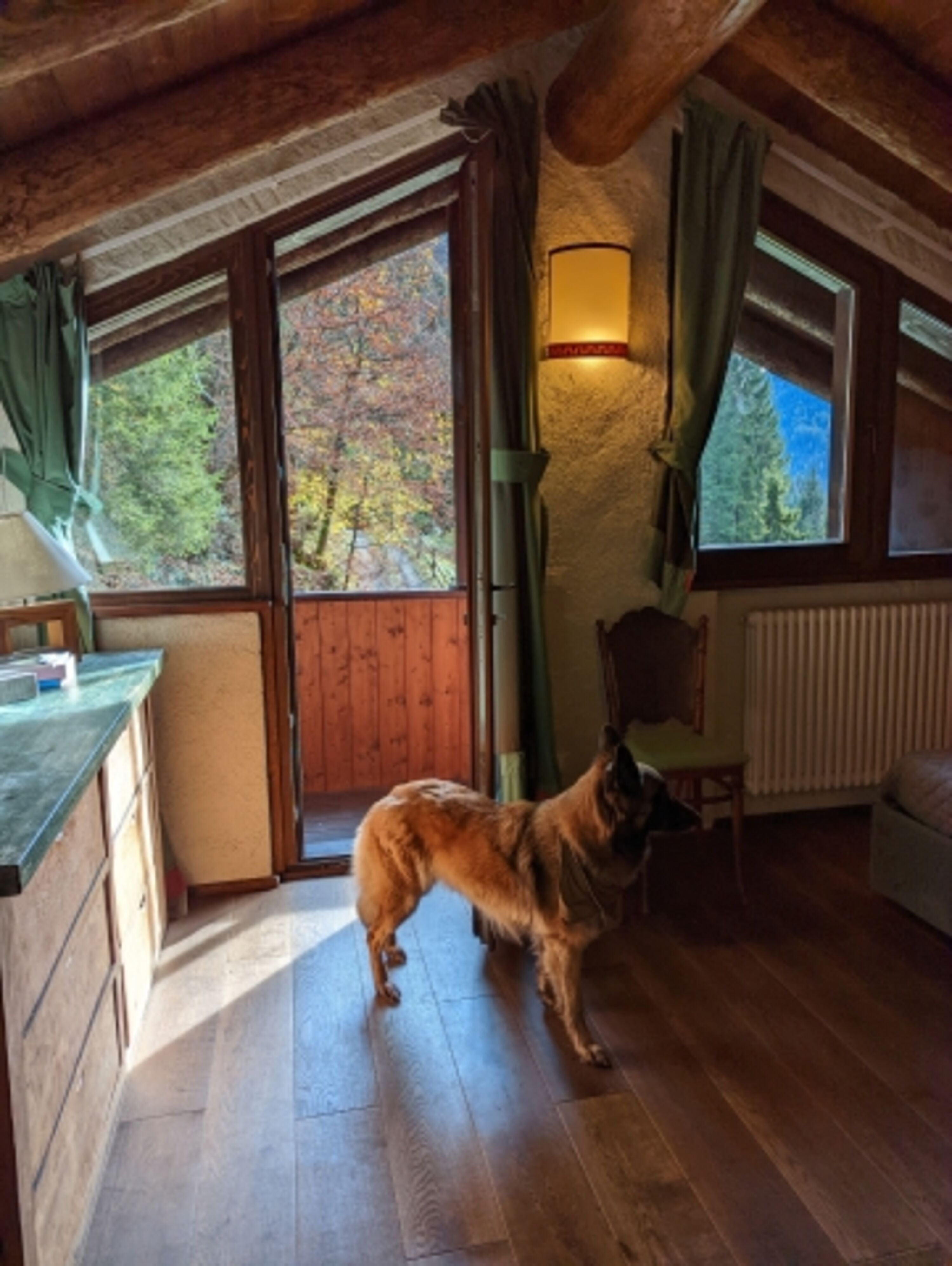 Schlafzimmer mit Balkon