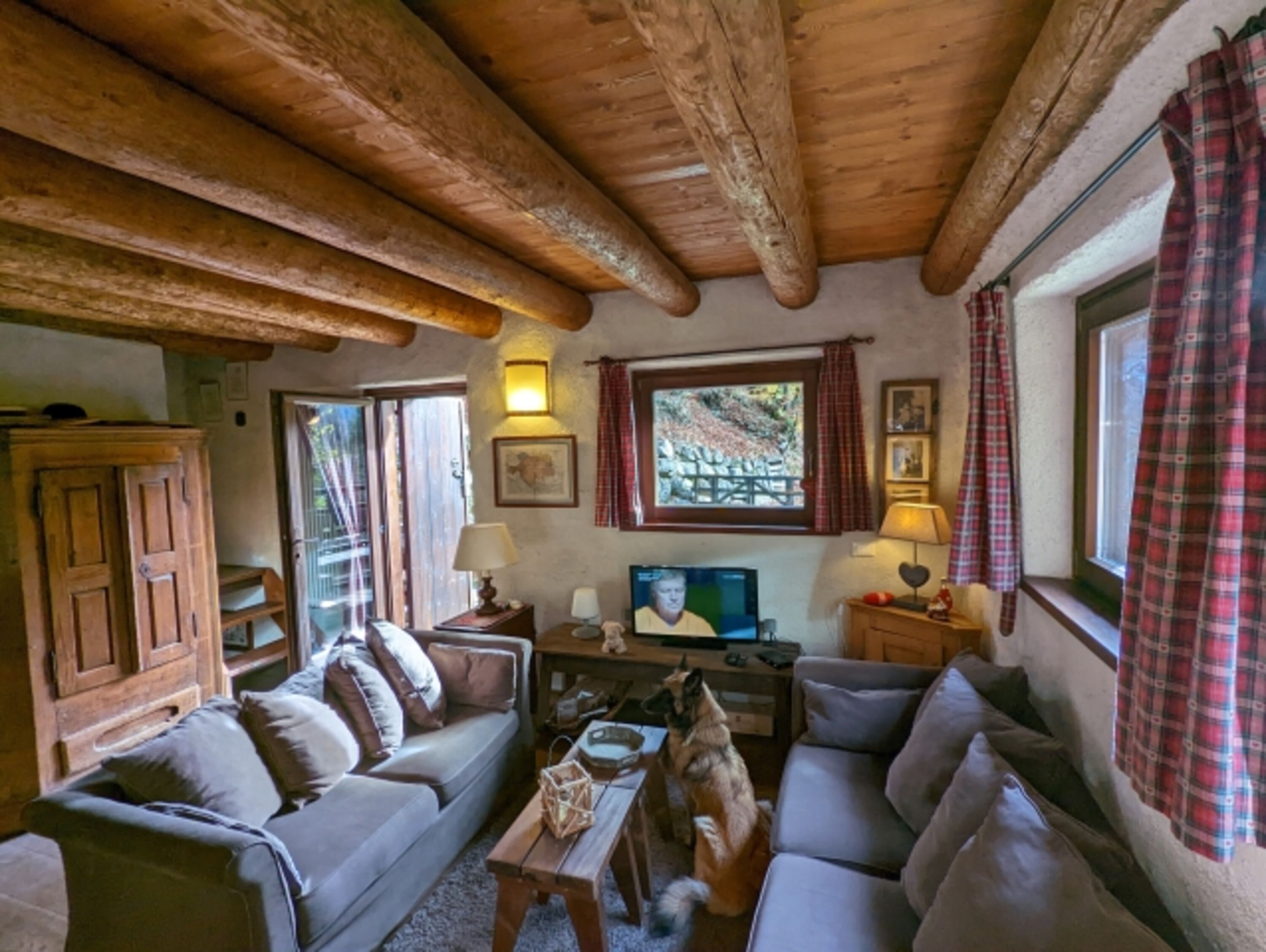 uriges Wohnzimmer