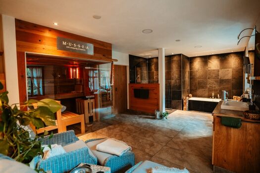 Wellness mit Hund - Ihr Spabereich - direkt neben dem Schlafzimmer