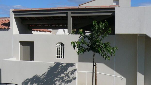 Eingang zum komplett geschlossenen Innenhof