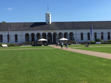 Nur 500m bis zum Kurplatz (Zentrum)