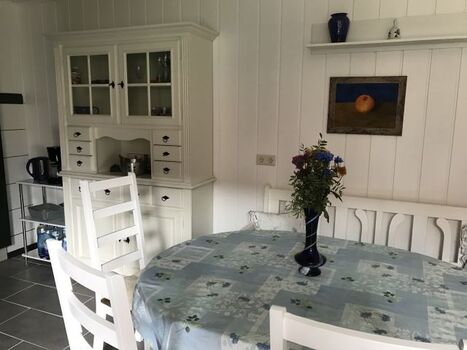 Große Küche - Esstisch