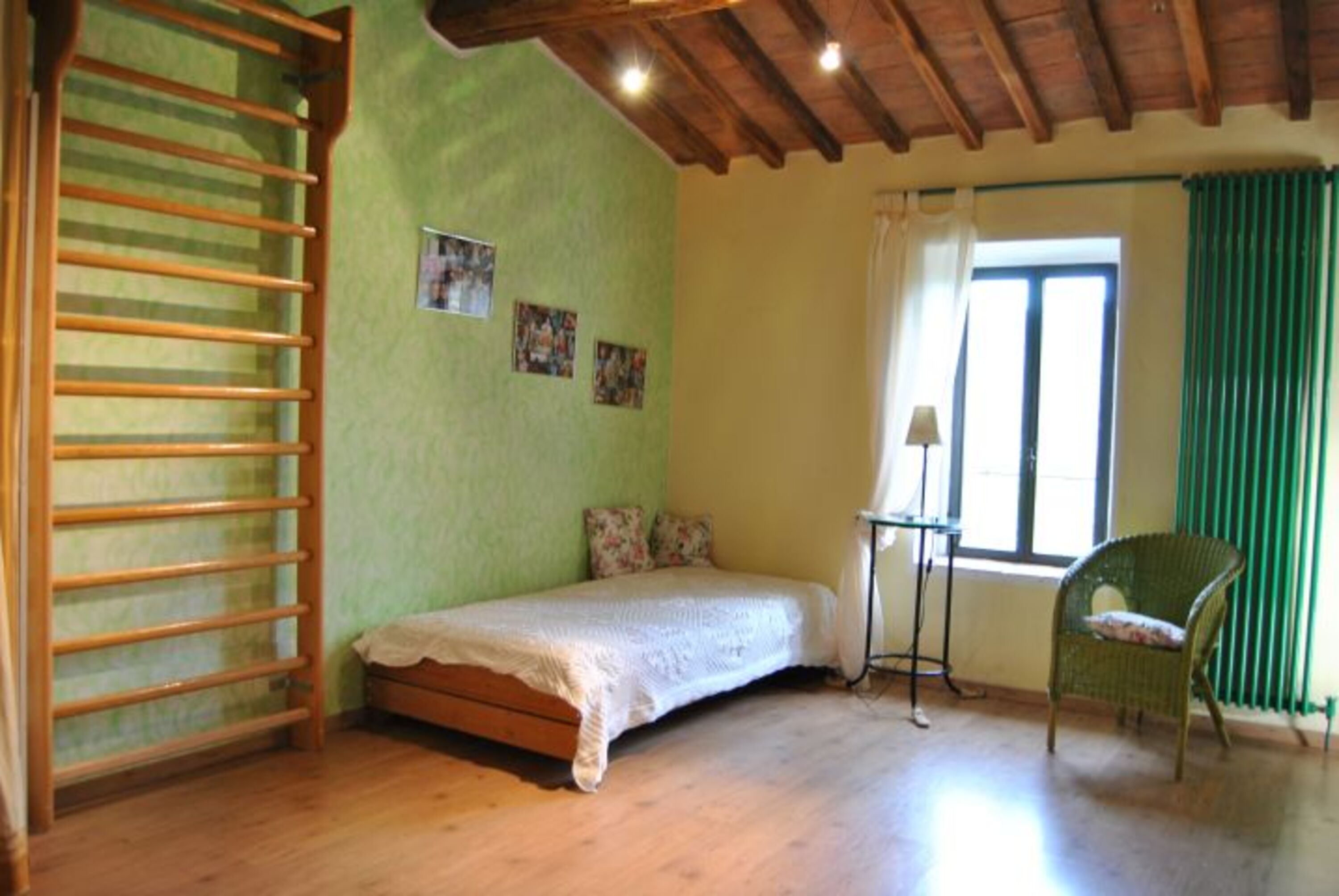 Schlafzimmer 2