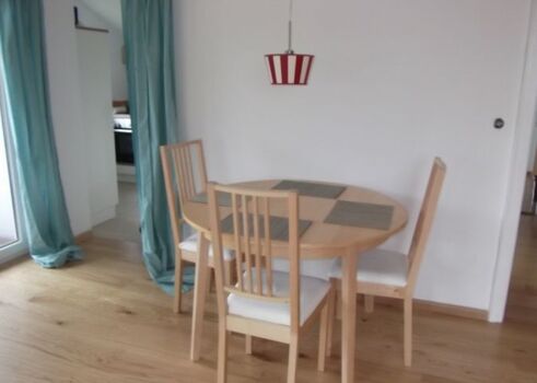 Essplatz im Wohnraum 1