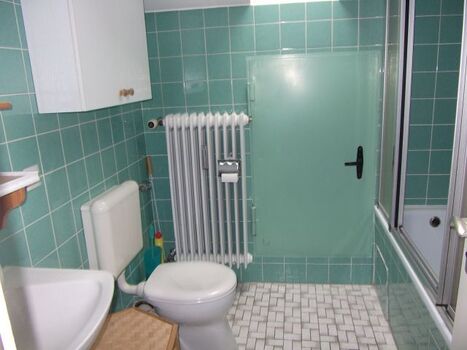 Badeszimmer 2