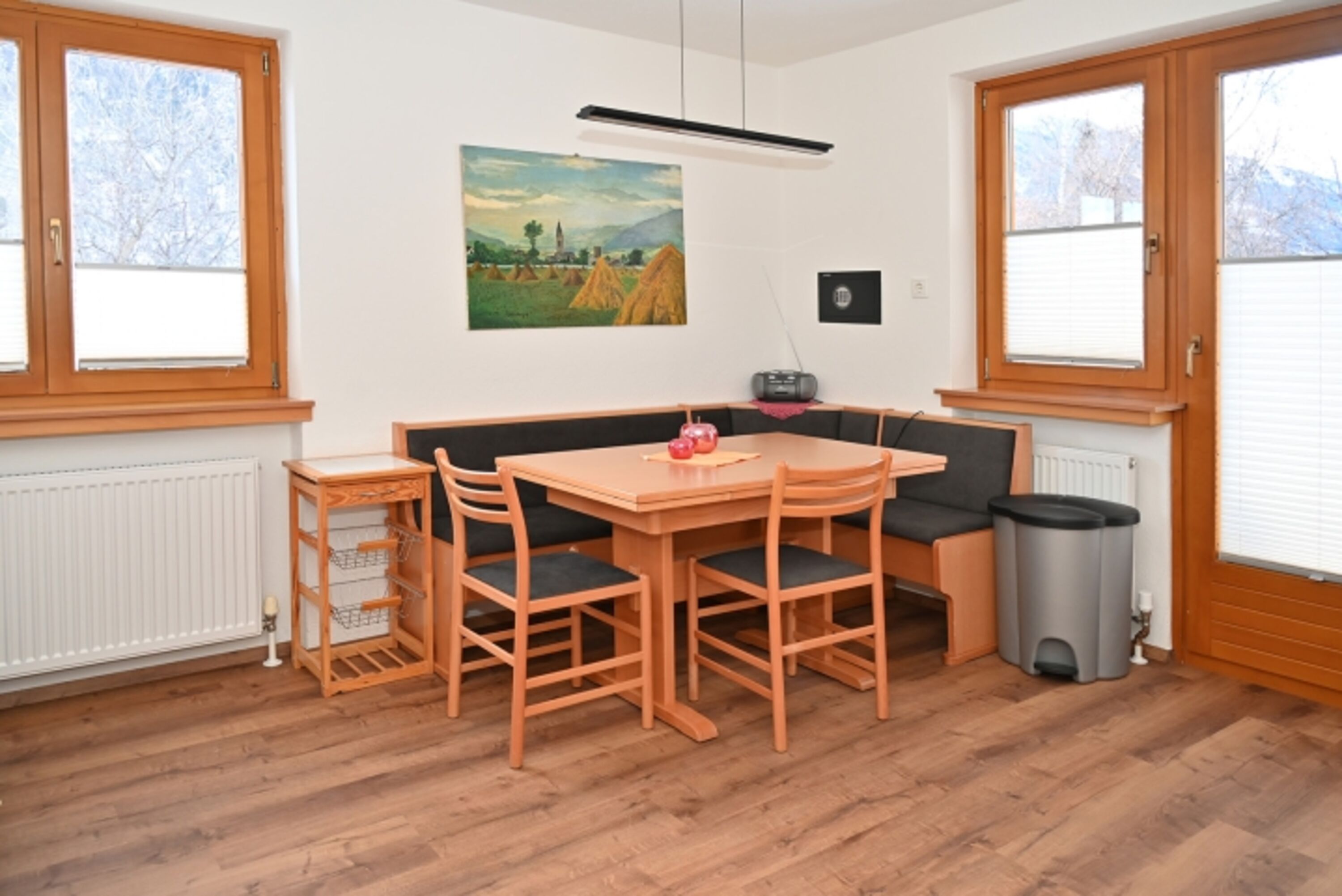 Wohnküche Ferienwohnung Chavalatsch