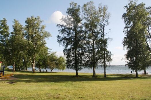 Der See mit Badestelle.