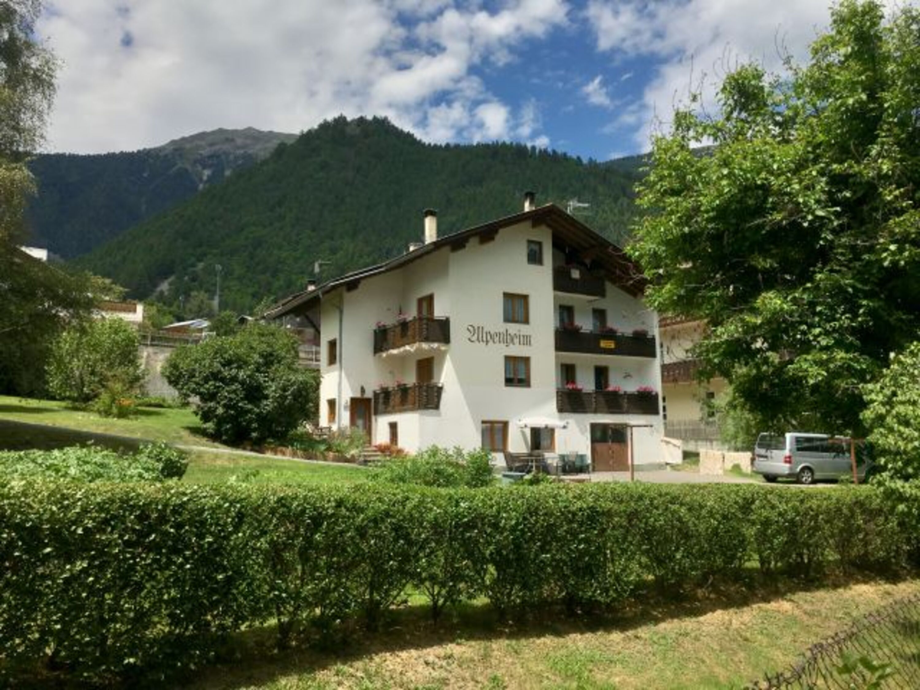 Herzlich willkommen im Haus Alpenheim