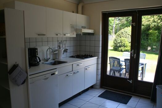 gut eingerichtete Küche