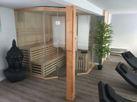 Saunabereich (buchbar)