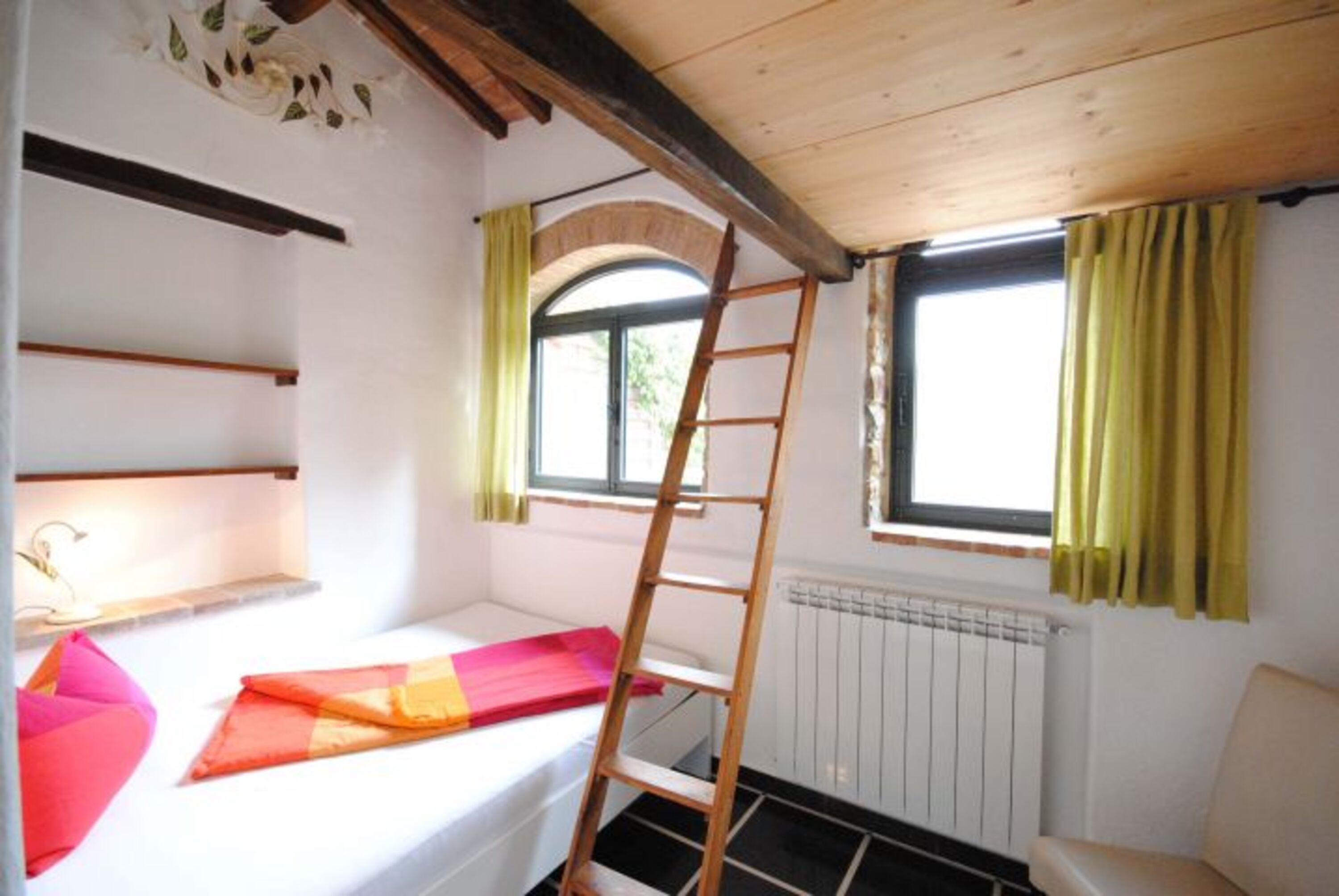 Schlafzimmer 2