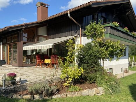 Luxuriöse Landhausvilla bis 8 Personen, Plus-Karte, Haustie ...