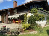 Luxuriöse Landhausvilla bis 8 Personen, Plus-Karte, Haustie ...