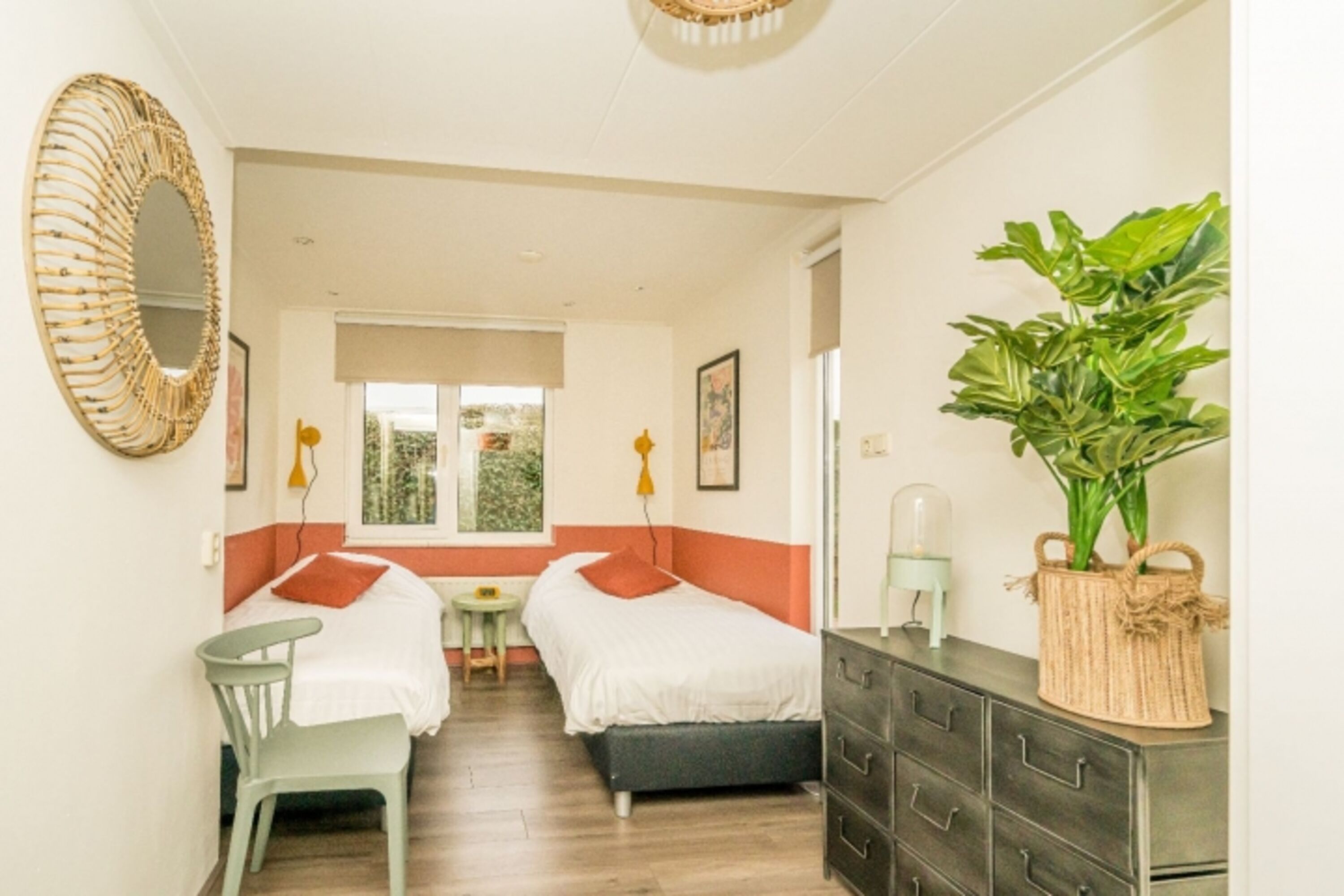 Schlafzimmer 2 mit 2 Luxus Einzelbetten