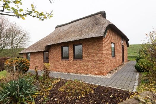 Willkommen im Reetdachhaus "Schaap un Diek"