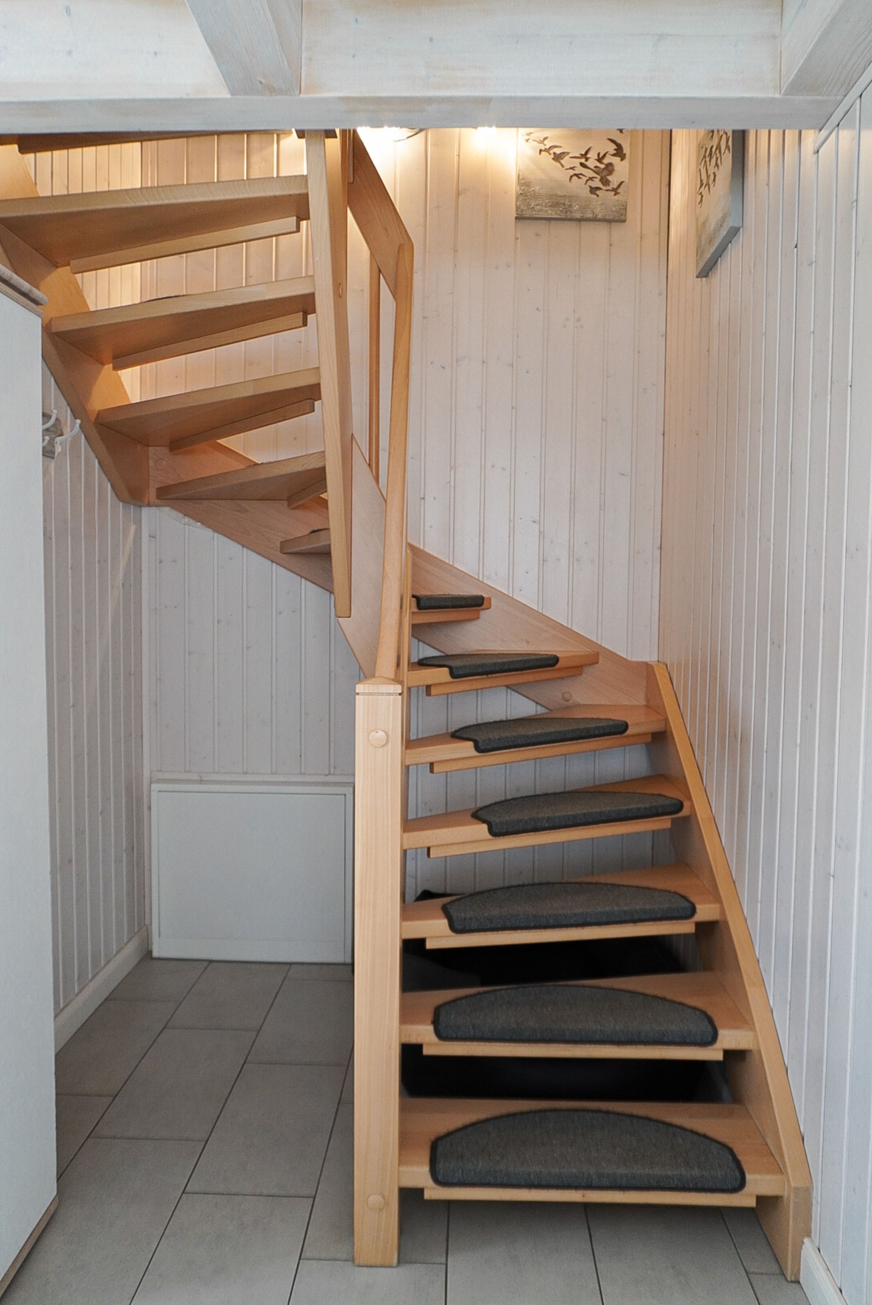 Treppe ins Obergeschoss