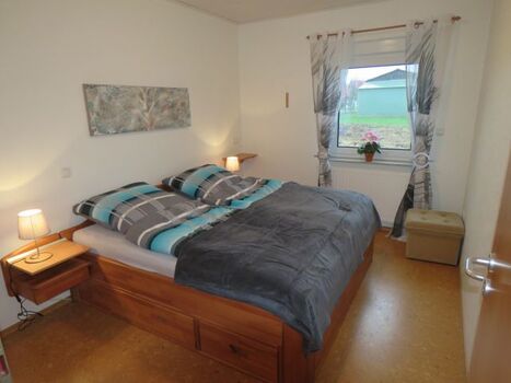 Schlafraum mit Doppelbett