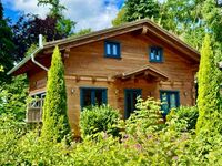 5 Sterne Blockhaus mit Sauna, Kamin,Terrasse, Grassdach usw.
