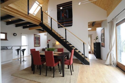 Heute: neue Sitzgarnitur im Esszimmer