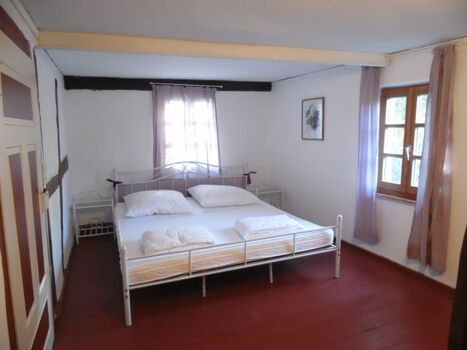 Schlafzimmer 2