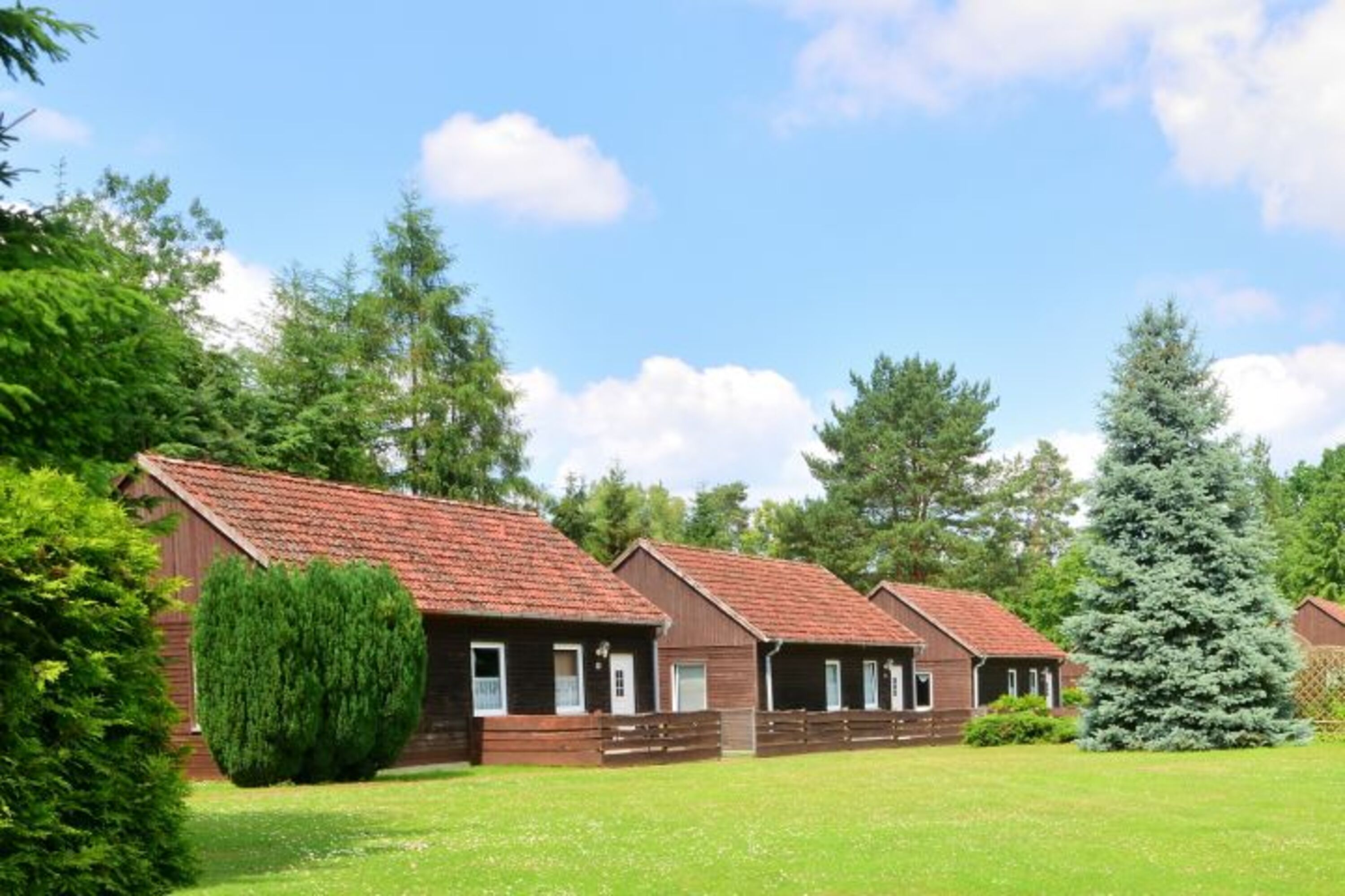 Ferienhäuser Typ 4a (eingezäunt) im Feriendorf
