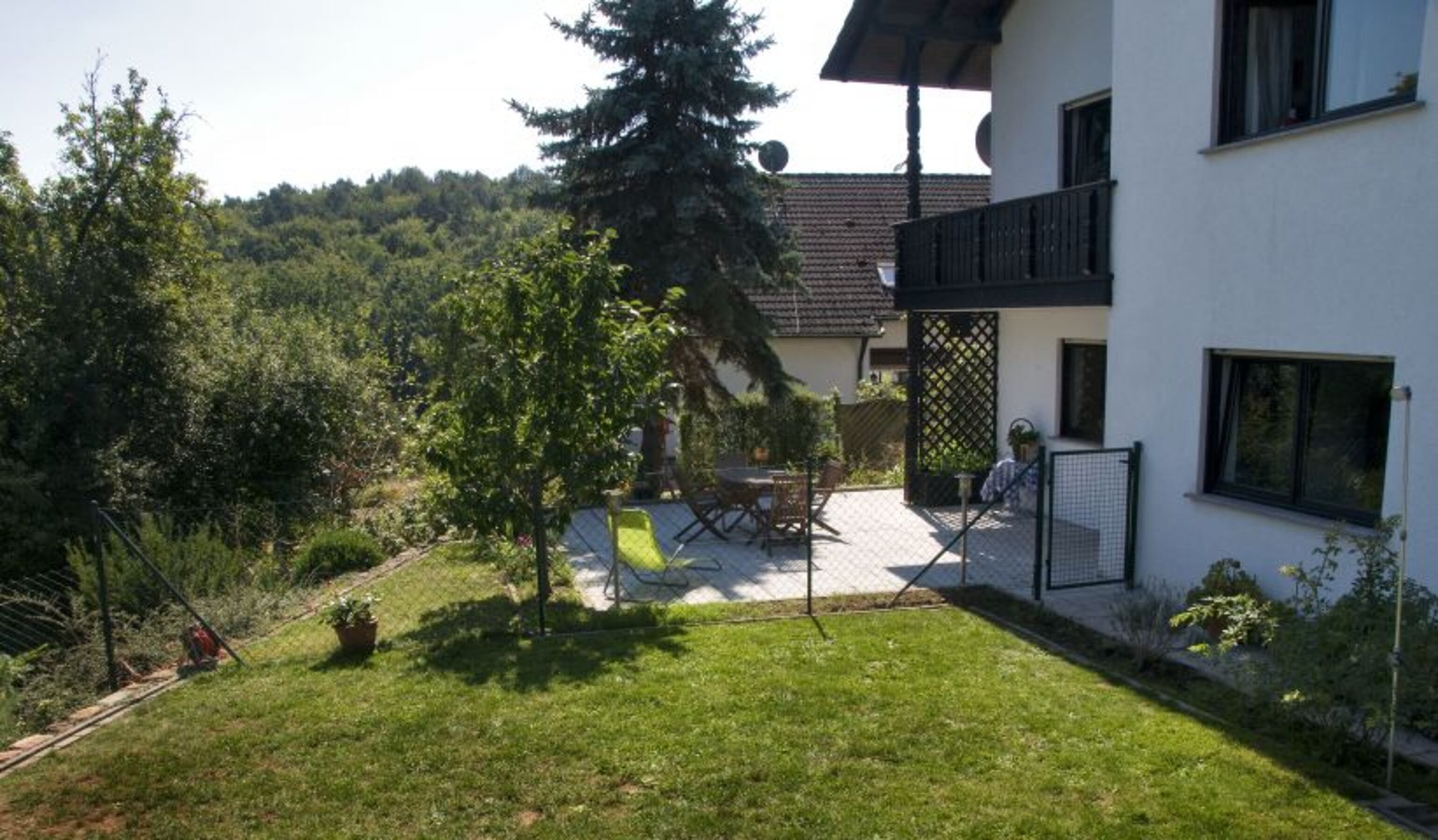 Terrasse und Garten