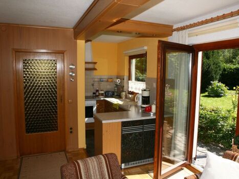 Blick auf Küche - Terrasse 